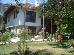 Maison «Diadovata - Éléna»